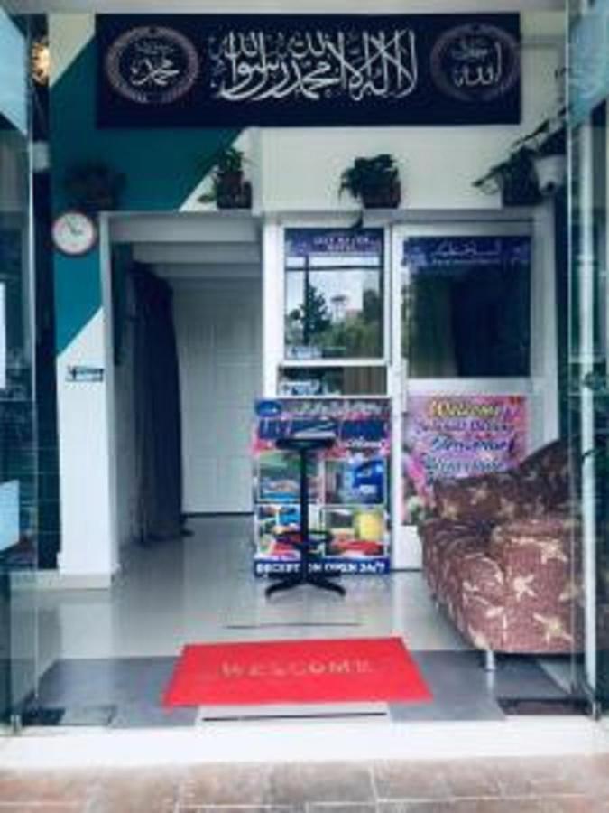 Oyo 90760 Lily Haven Hotel Tanah Rata Esterno foto